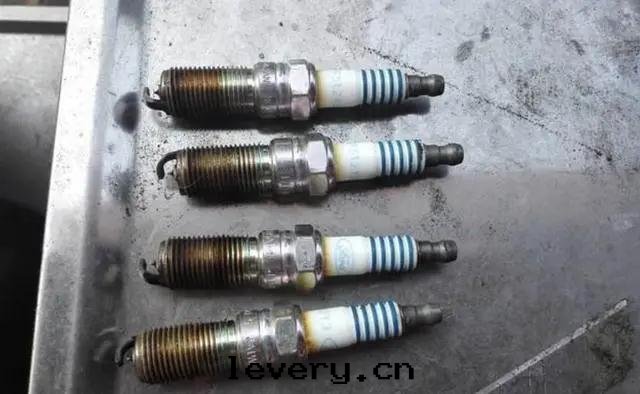 汽車保養之火(huǒ)花(huā)塞