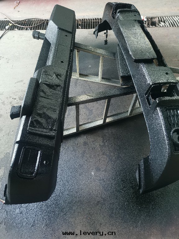 固諾犀牛漆-坦克(kè)300改色(sè)