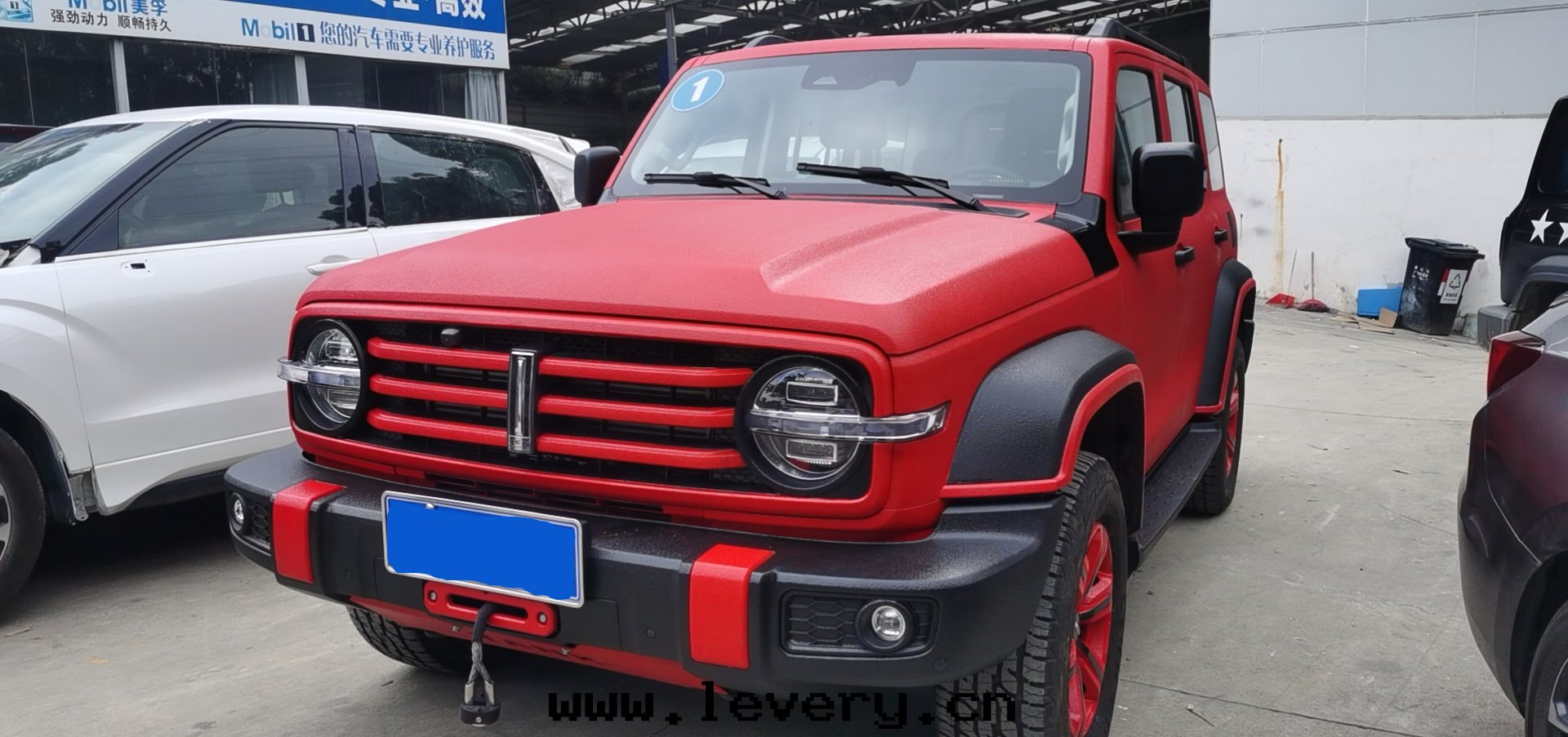 固諾犀牛漆-坦克(kè)300改色(sè)