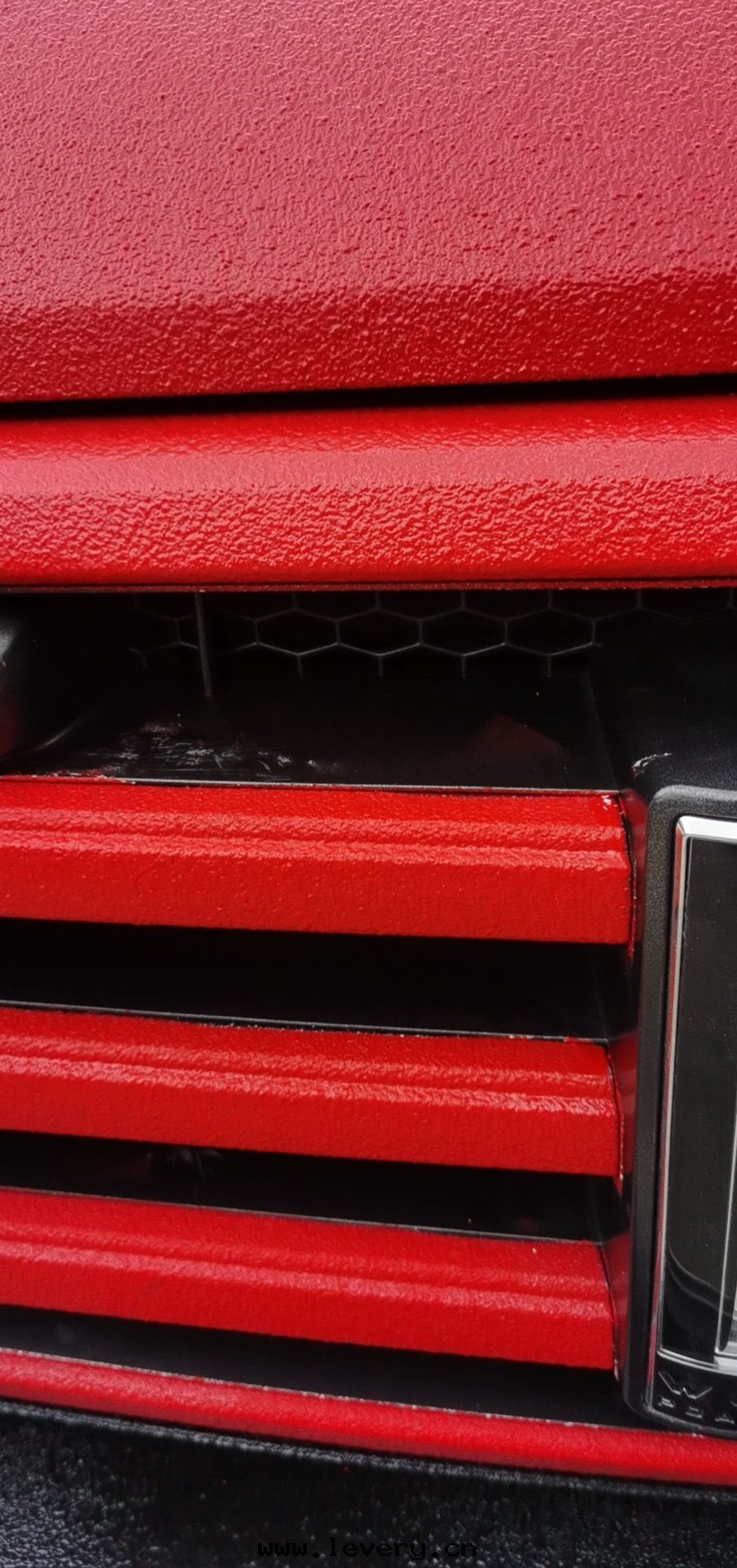 固諾犀牛漆-坦克(kè)300改色(sè)