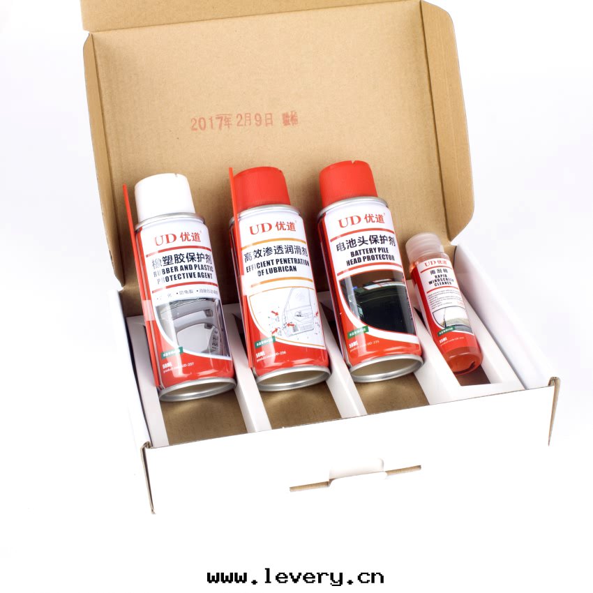 車身(shēn)精致(zhì)保養套(tào)裝(zhuāng)